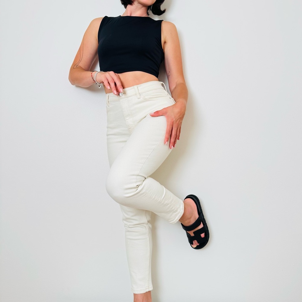MNG Denim Cream High-Waisted MOM Jeans – Size 4 (EUR 36)